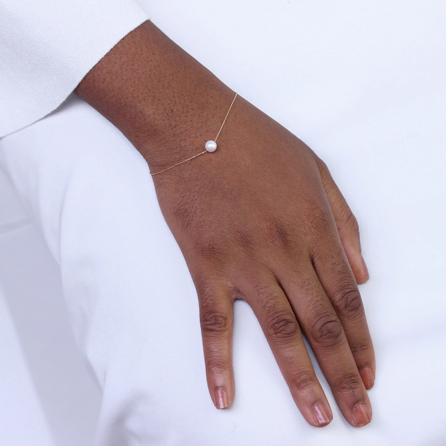 9ct Gold & 6mm Pearl Fine 1mm Curb Bracelet 7 Inches