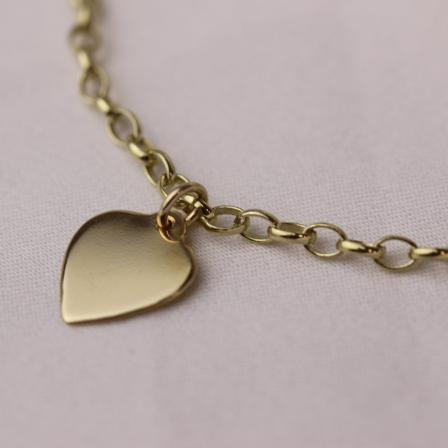 9ct Gold 7 Inch Starter Charm Bracelet with Engravable Heart
