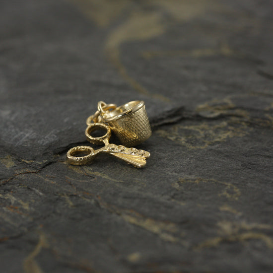 9ct Gold Scissors and Thimble Charm